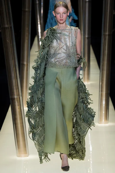 Look 22